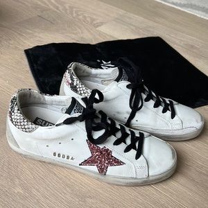 Golden goose sneakers with bag